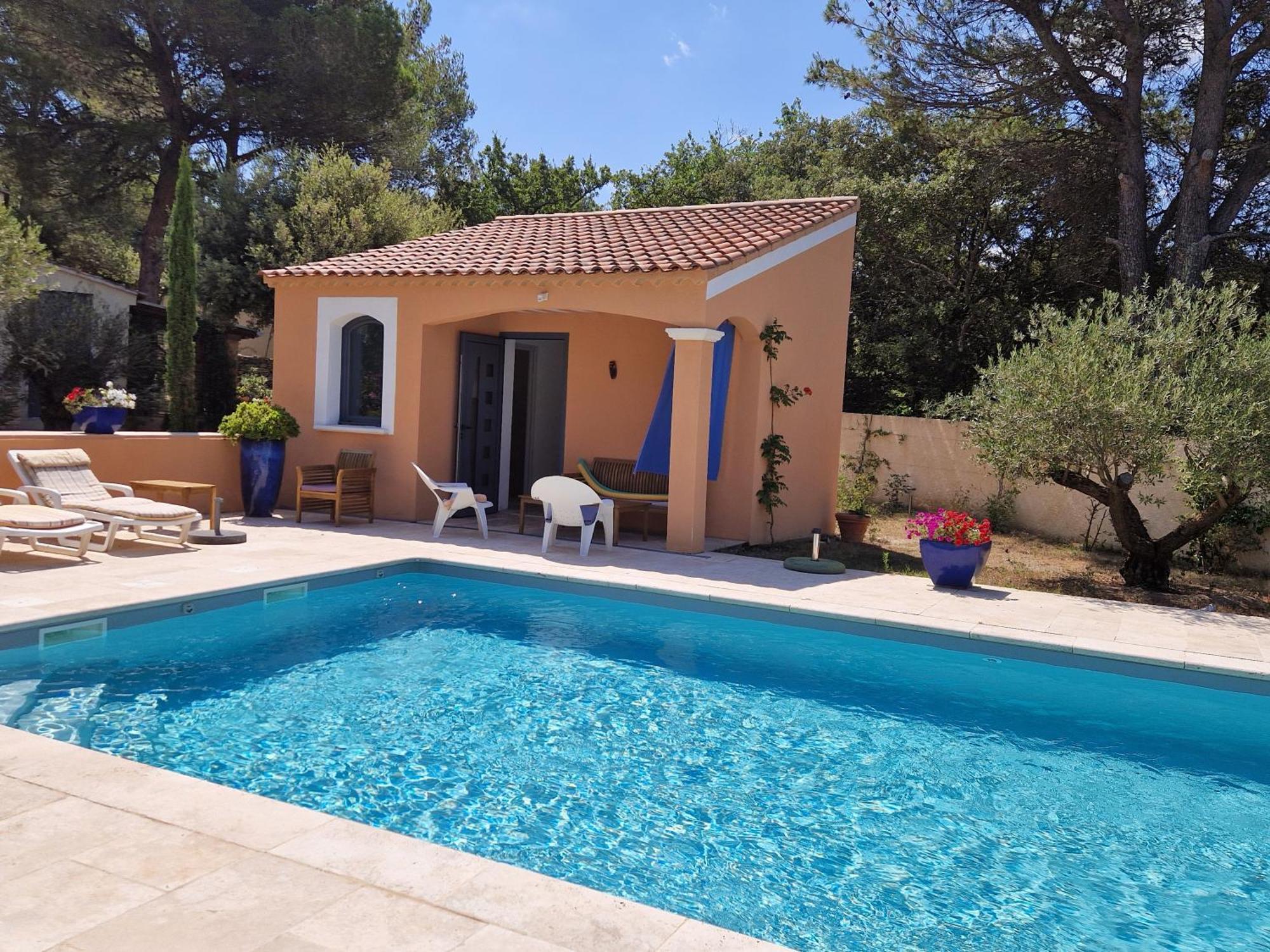 La Cigaliere Villa LʼIsle-sur-la-Sorgue Buitenkant foto