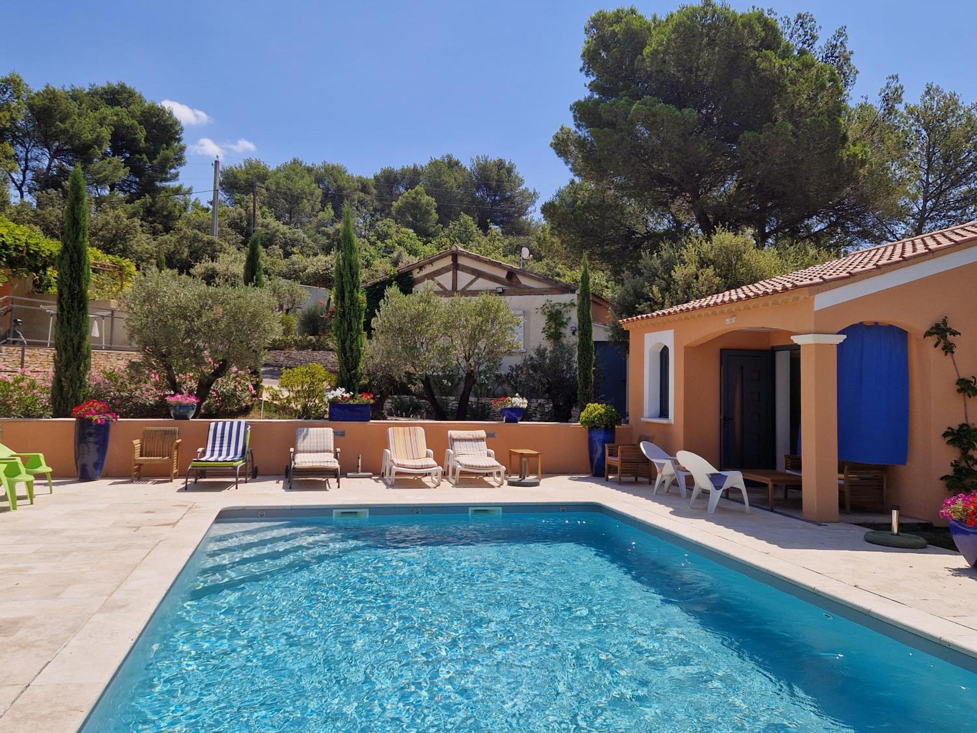La Cigaliere Villa LʼIsle-sur-la-Sorgue Buitenkant foto